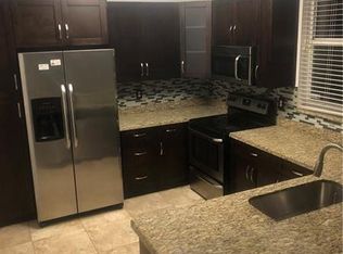 639 NW 158th Ln, Pembroke Pines, FL 33028