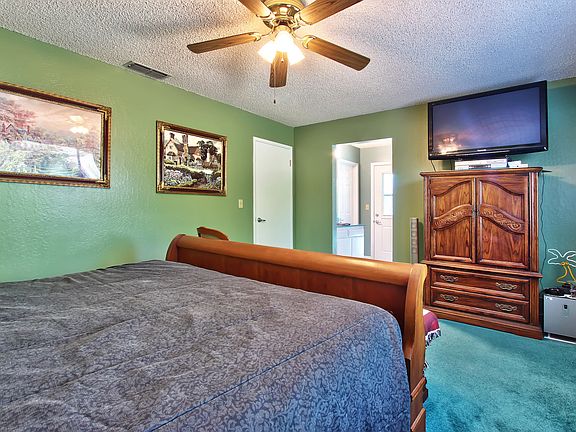 4th image of 5025 McCloud Dr