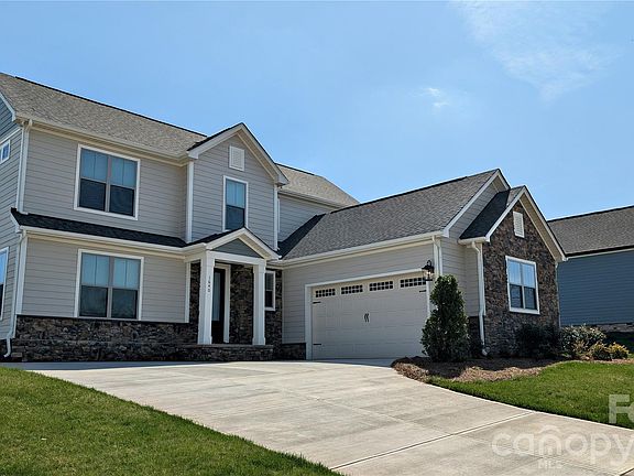 3rd image of 1640 Dresden Dr