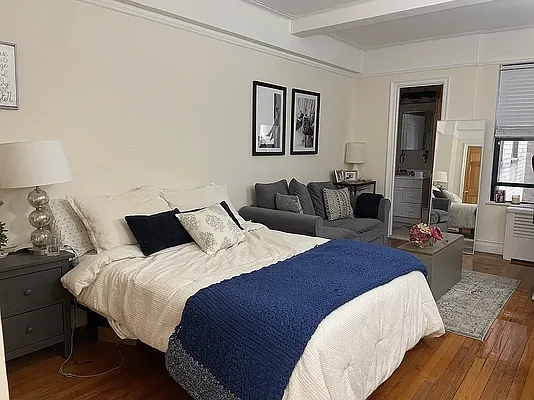 Rented by Meraki Realty LLC | media 1