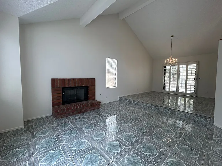 3068 Prado Ln — Photo 3