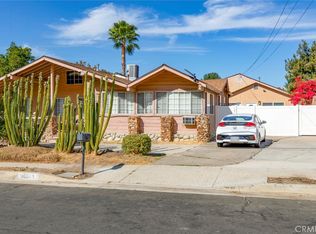 10563 Vinedale St, Sun Valley, CA 91352