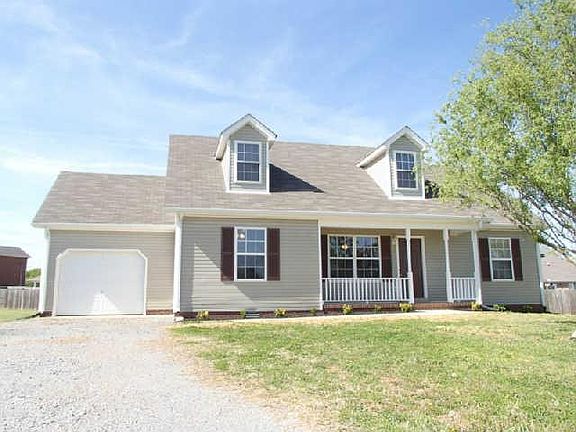 2nd image of 3509 Persimmon Cir