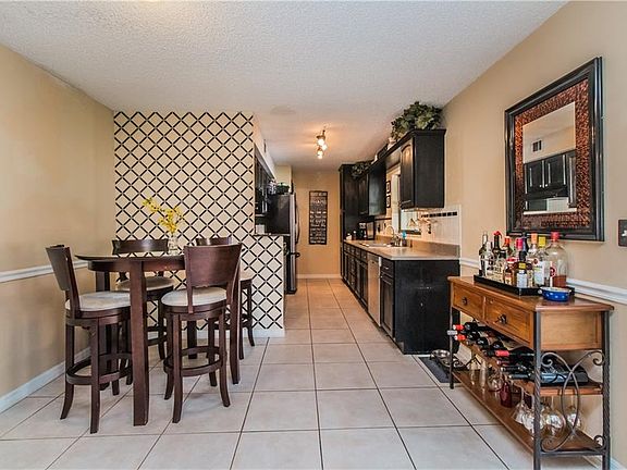 5th image of 2509 S Golfview Dr