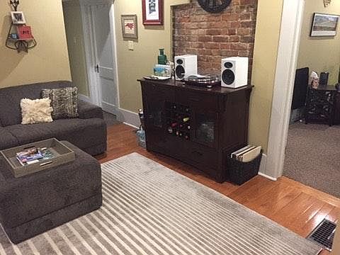 4th image of 724 1/2 Monongalia Ave