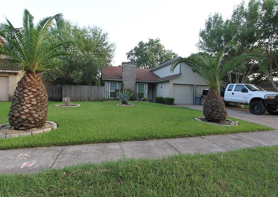 1st image of 16231 Villaret Dr