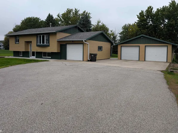 2090 Iowa Ave, Rutland, IA 50582