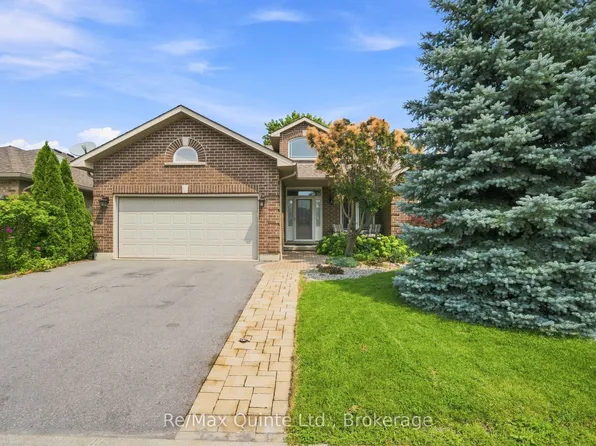 31 Essex Dr, Belleville, ON K8N 0M9