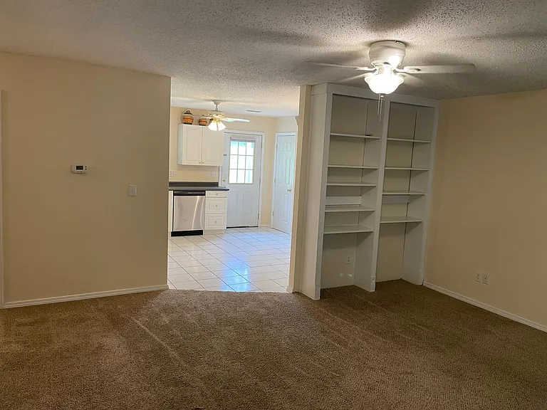 128 Homestead Pl #128 — Photo 7