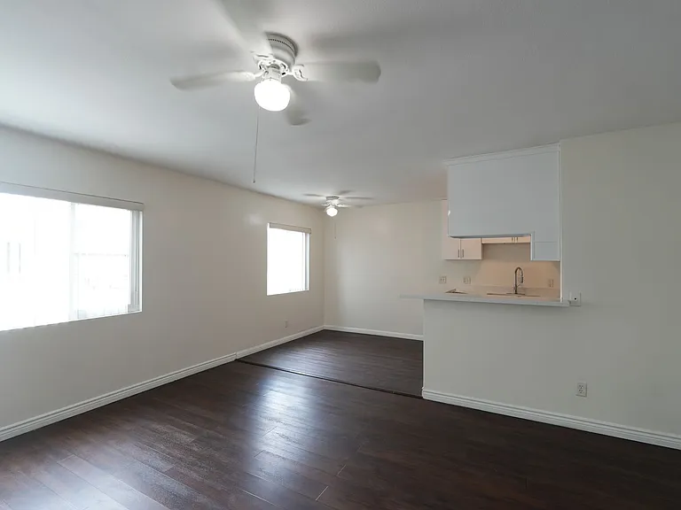 8101 Stewart & Gray Rd — Photo 3