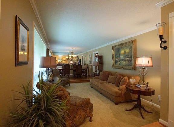 2nd image of 2539 Stoney Brook Ln NE