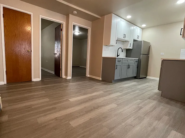 10743-10749 S Pulaski Rd #10 — Photo 3