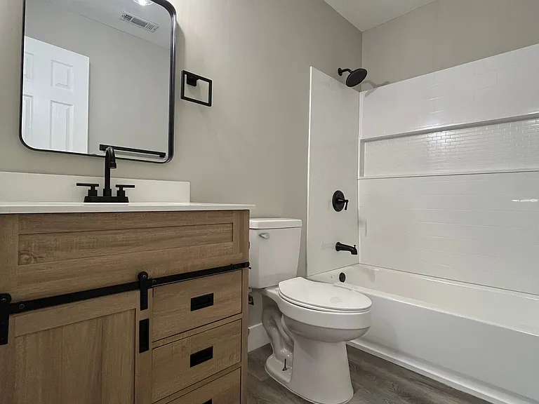 951-973 Shannon Dr — Photo 13