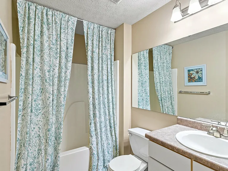 Bridle Creek Apartments — Photo 12
