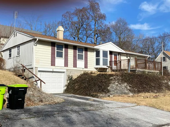 1506 Canfield St, Huntington, IN 46750