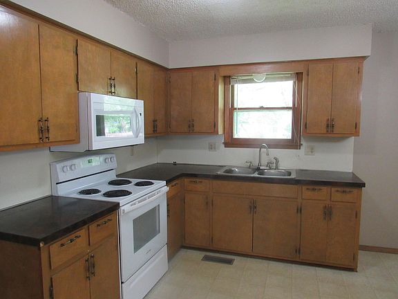 4th image of 529 S Olive St