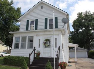 912 W Washington St, Bloomington, IL 61701