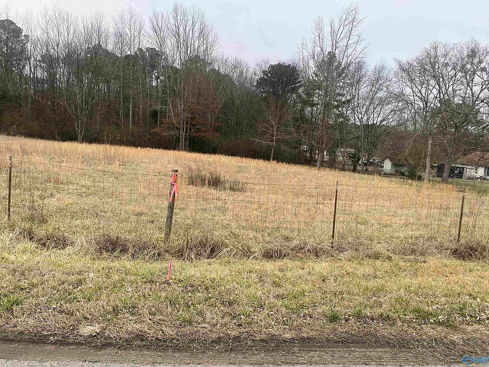 2nd image of 1941 Quarry Rd