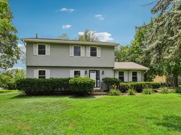 2310 Stanton Ave, Des Moines, IA 50321