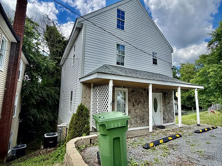 199 Parsons St — Photo 2