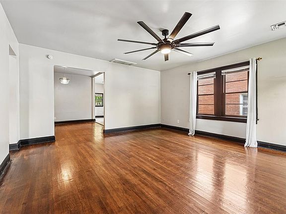 3rd image of 1928 NW 37th St
