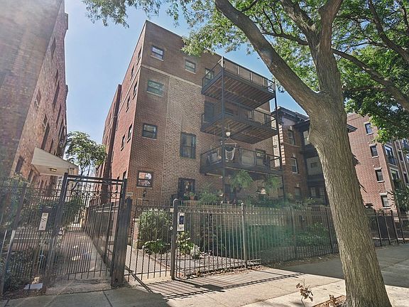 2nd image of 917 W Agatite Ave APT 4F