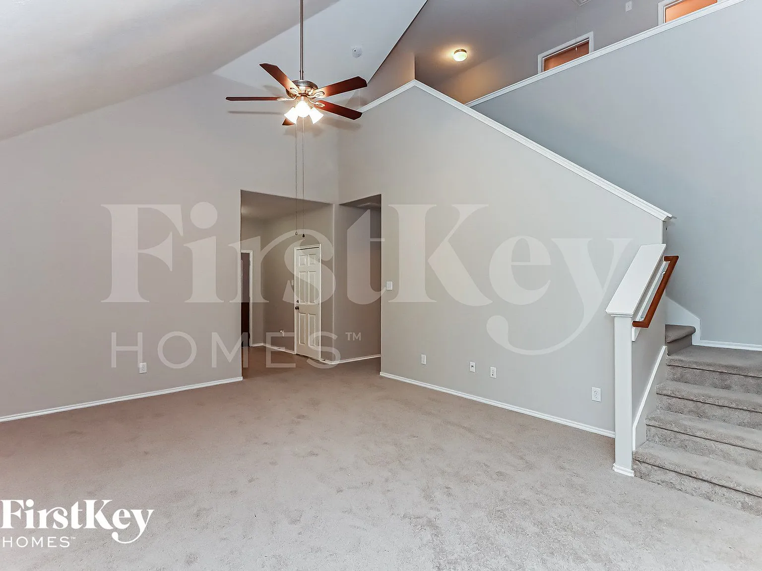 4 bed, 2.0 bath, 1847 sqft, $2,405 — Photo 3