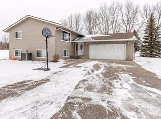 813 62nd Ave N, Moorhead, MN 56560