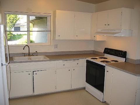 4th image of 361 Berryessa Dr
