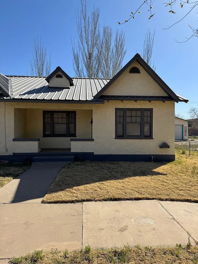 Carson Duplex — Photo 1
