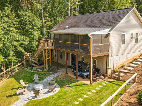 197 Hillcrest Ave, Wedowee, AL 36278