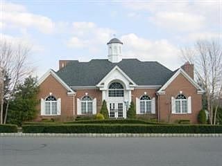 1st image of 211 Swathmore Dr