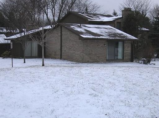 2nd image of 700 Greenhills Dr