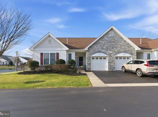 80 Nightingale Dr, Hamilton, NJ 08690