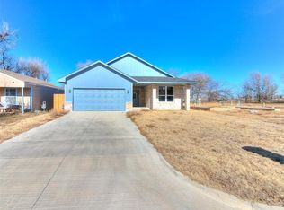 805 SE 49th St, Oklahoma City, OK 73129