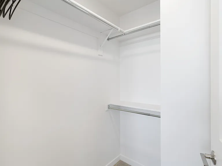 closet closet