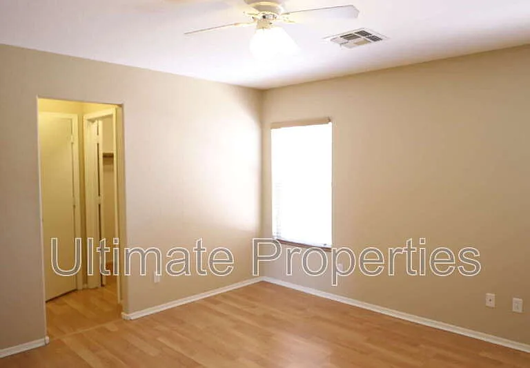 12237 W Larkspur Rd — Photo 11