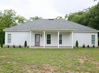 524 S Main St, Ashburn, GA 31714