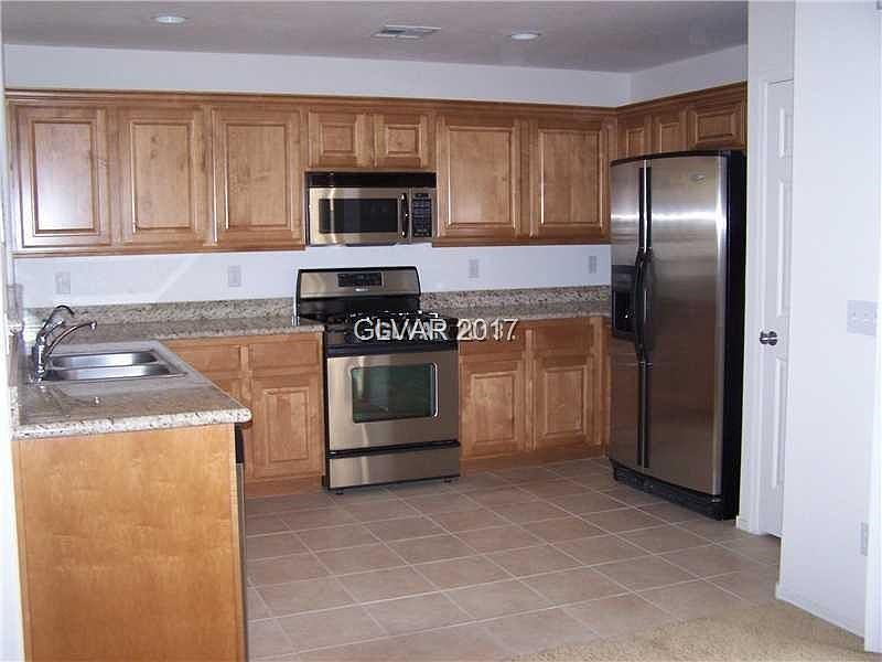 2nd image of 6029 Banbury Heights Way