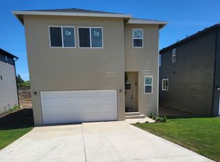 765 S 16th St, Philomath, OR 97370