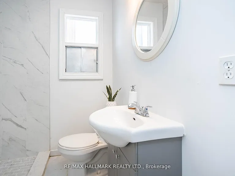 104 Highland Park Blvd — Photo 22