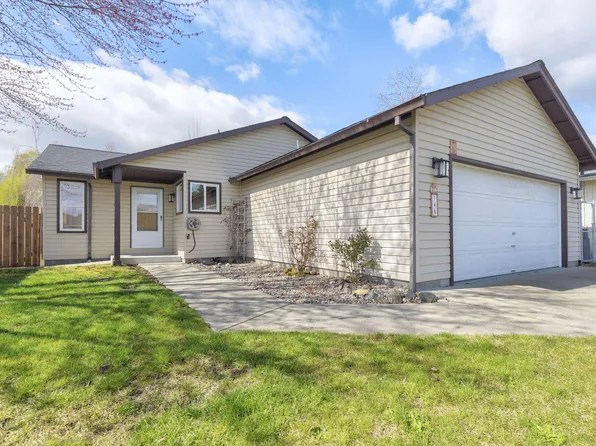 746 Tami Rd, Grants Pass, OR 97526