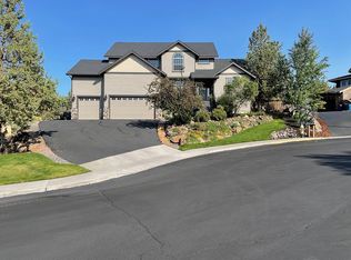 2538 SW 43rd Ct, Redmond, OR 97756