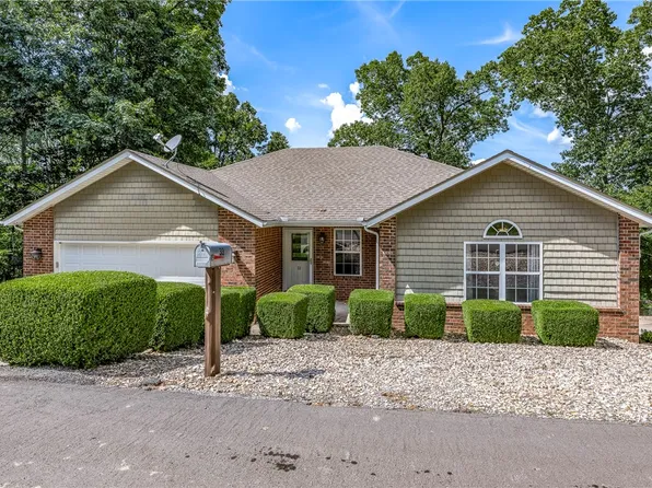 33 Rountree Dr, Bella Vista, AR 72715