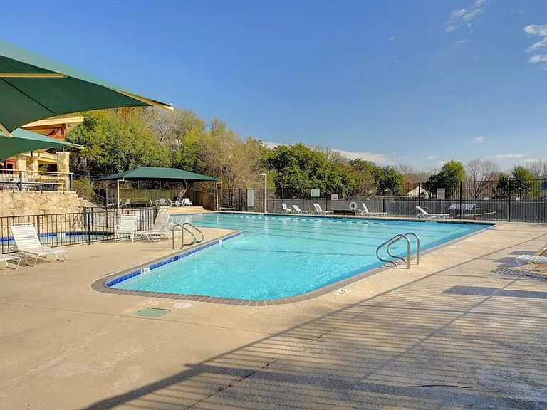 7211 Lakewood Dr #G-124 — Photo 17