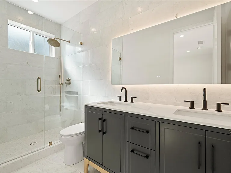 3811 Maine Ave — Photo 5