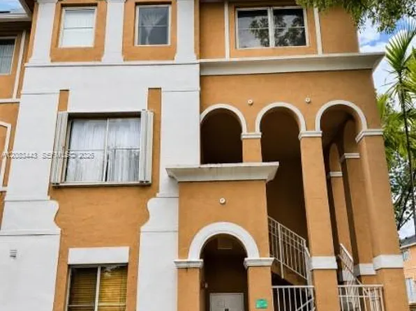 7080 NW 177th St #10713, Hialeah, FL 33015