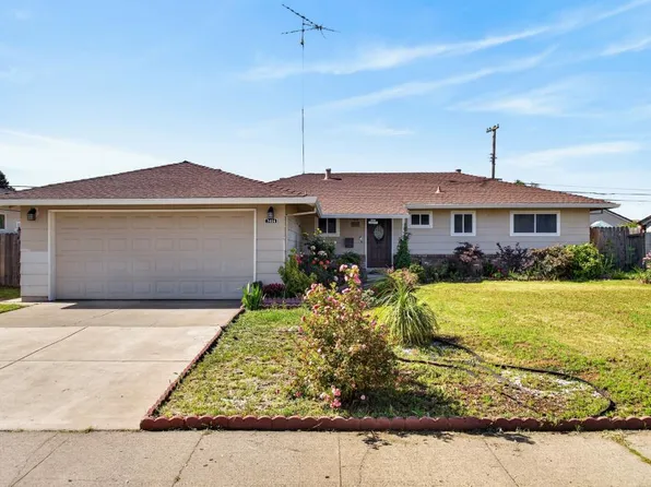 7404 Lindale Dr, Sacramento, CA 95828