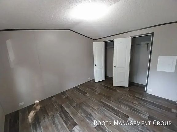 4th image of 1661 W Republic Ave #118