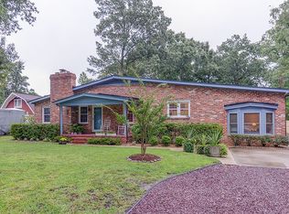 3021 Tyre Neck Rd, Chesapeake, VA 23321